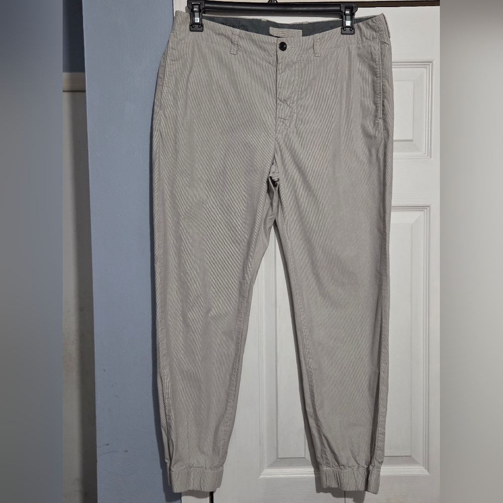 J. Crew Men's Casual Jogger Pants in Light Gray Strip. 34x27